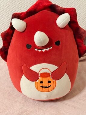 Squishmallows 16" Tristan the Triceratops Halloween Exclusive Plush NWT